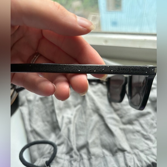 YSL: KATE Sunglasses Saint Laurent. With Authentication Cert - Picture 5 of 8